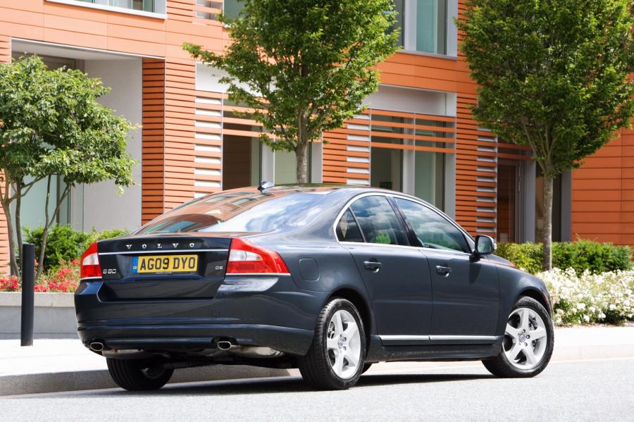  Volvo S80 2009 года  (фото 57 из 76)